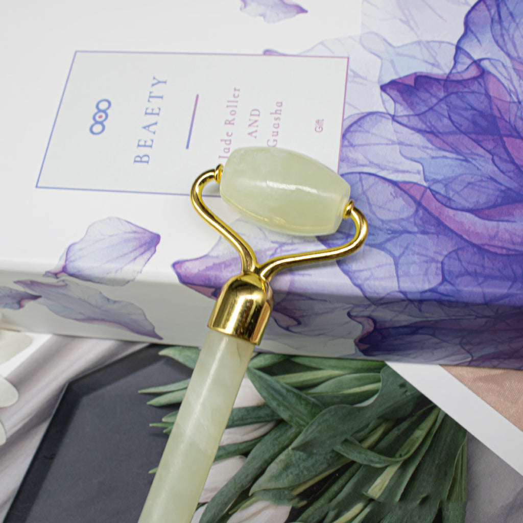 Double-Head Jade Roller – Facial Massager