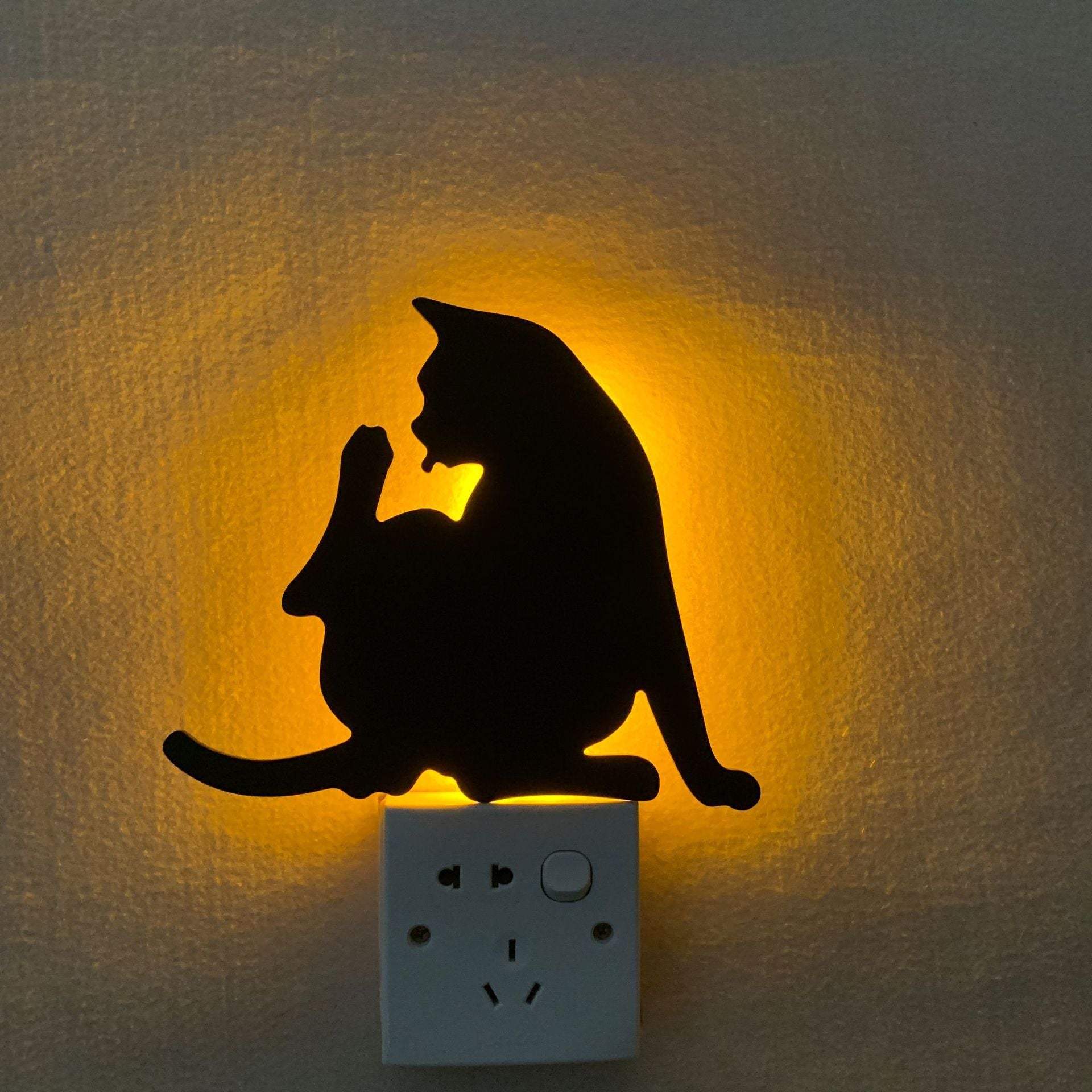LED Animal Night Light – Dog & Cat Design